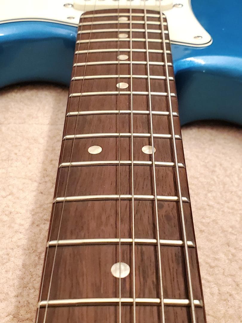 新品に近い★Classic Vibe '60s Stratocaster LPB