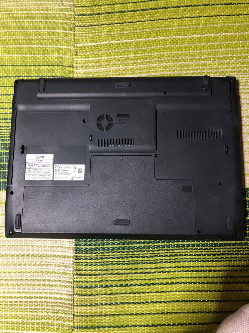 NECノート型パソコン　LAV IE NS750/F
