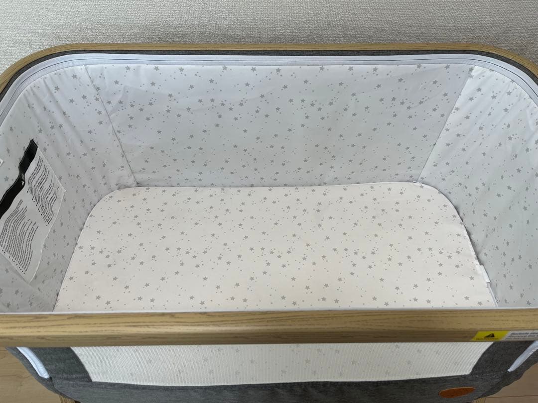 【美品】HZDMJ ベビーベッド　グレー