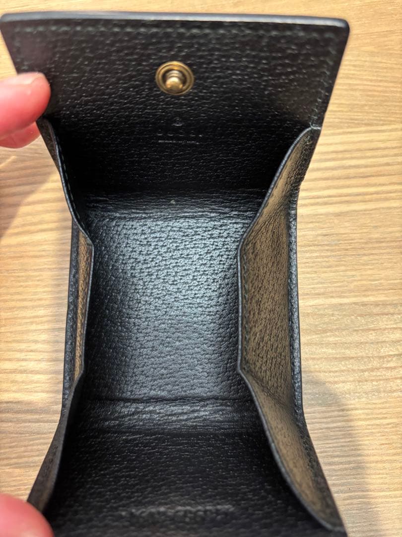 GUCCI黒 レザー ケース