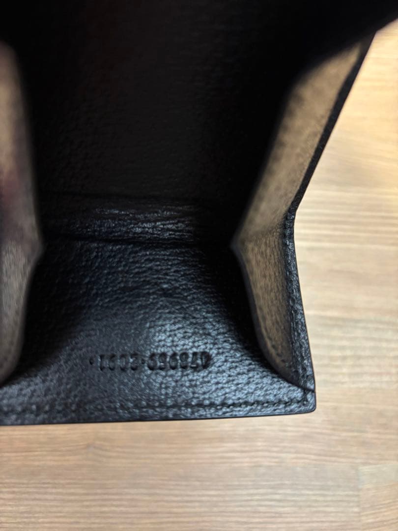 GUCCI黒 レザー ケース