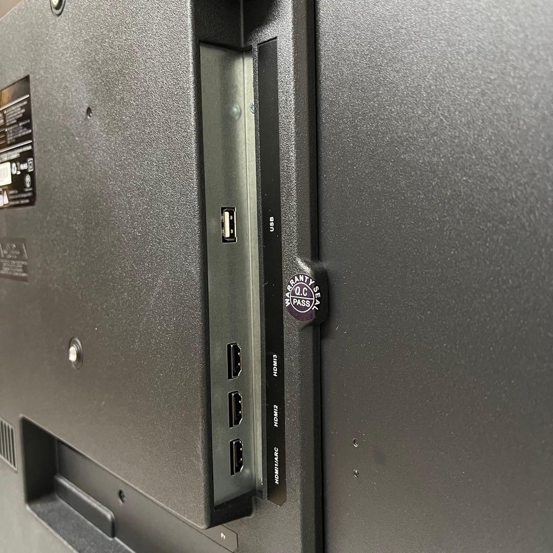 てつや さん受渡2年前購入ジャパンネクスト50型4Kモニタースピーカーリモコン付