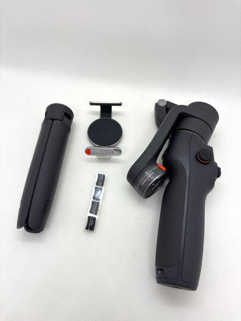 ほぼ未使用　DJI Osmo Mobile 6 スマートフォンスタビライザー