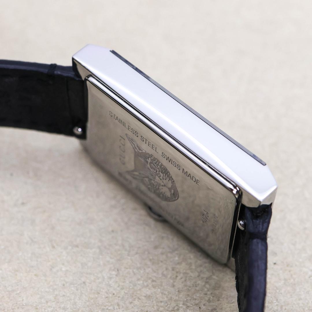 稼働 GUCCI 腕時計 147.4 Gフレーム 蜂 シェル シェリー2165