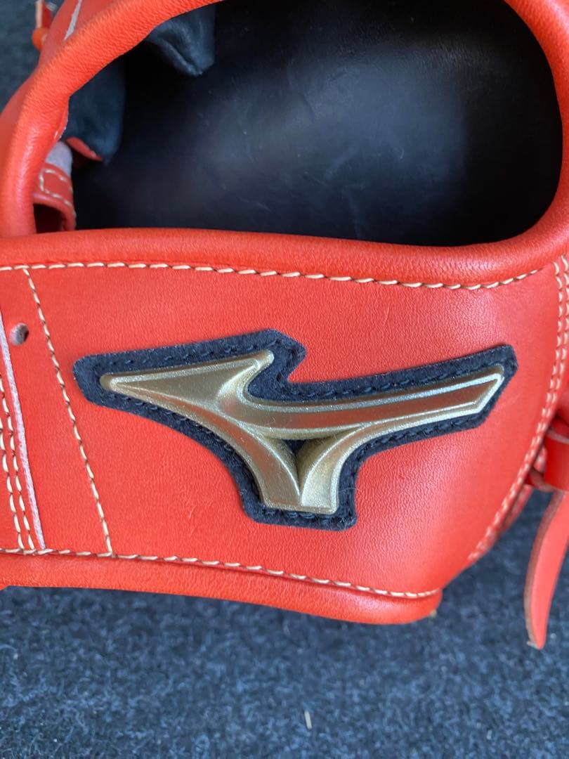 Mizuno Global Elite グローブ オレンジ
