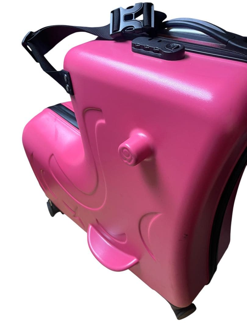 NORICCO　ノリッコ　子供が乗れるキャリーケース　ピンク　スーツケース