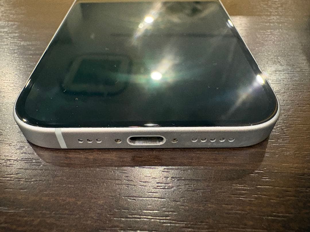 【美品】 iPhone 15 128GB バッテリー92% SIMフリー