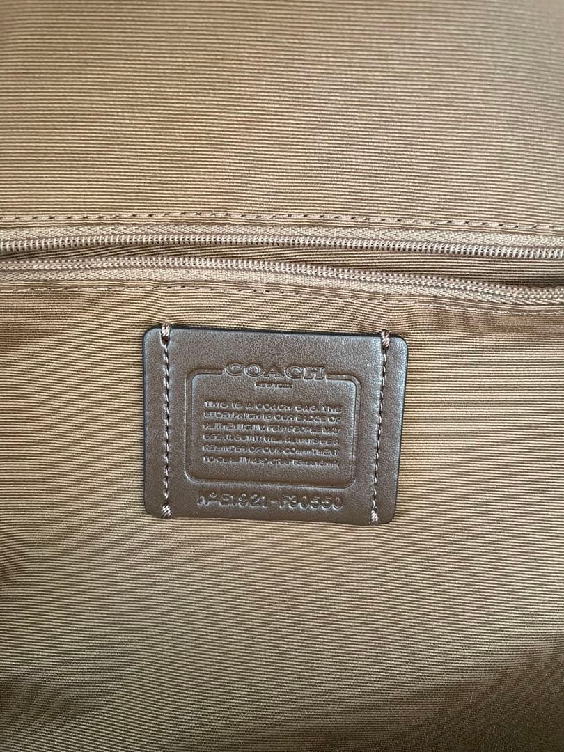 コーチ　COACH レザーバックパック　キャメル