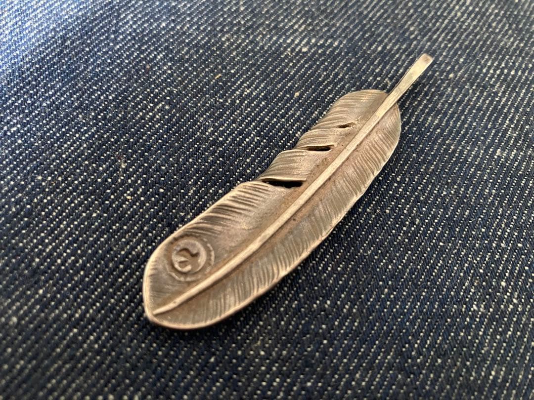 プレーンSV特大フェザー　オールドバチカン　左向き　ゴローズ