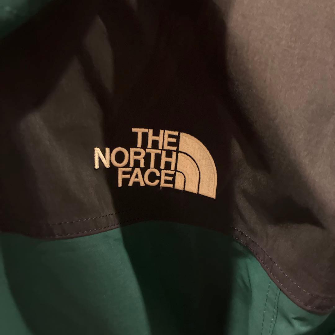 THE NORTH FACE マウンテンライトジャケット グリーン