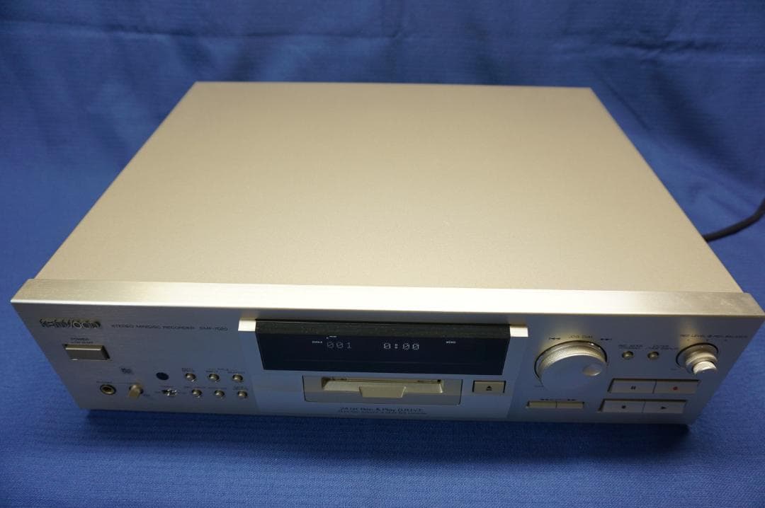 ケンウッドMDデッキDMF-7020 動作良好 貴重 値下げ不可[管理0091]