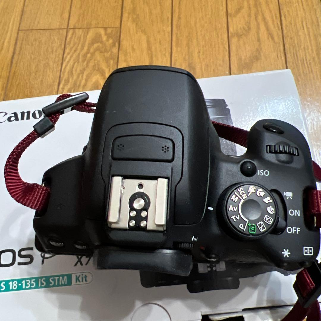 Canon EOS Kiss X7 iデジタル一眼レフ