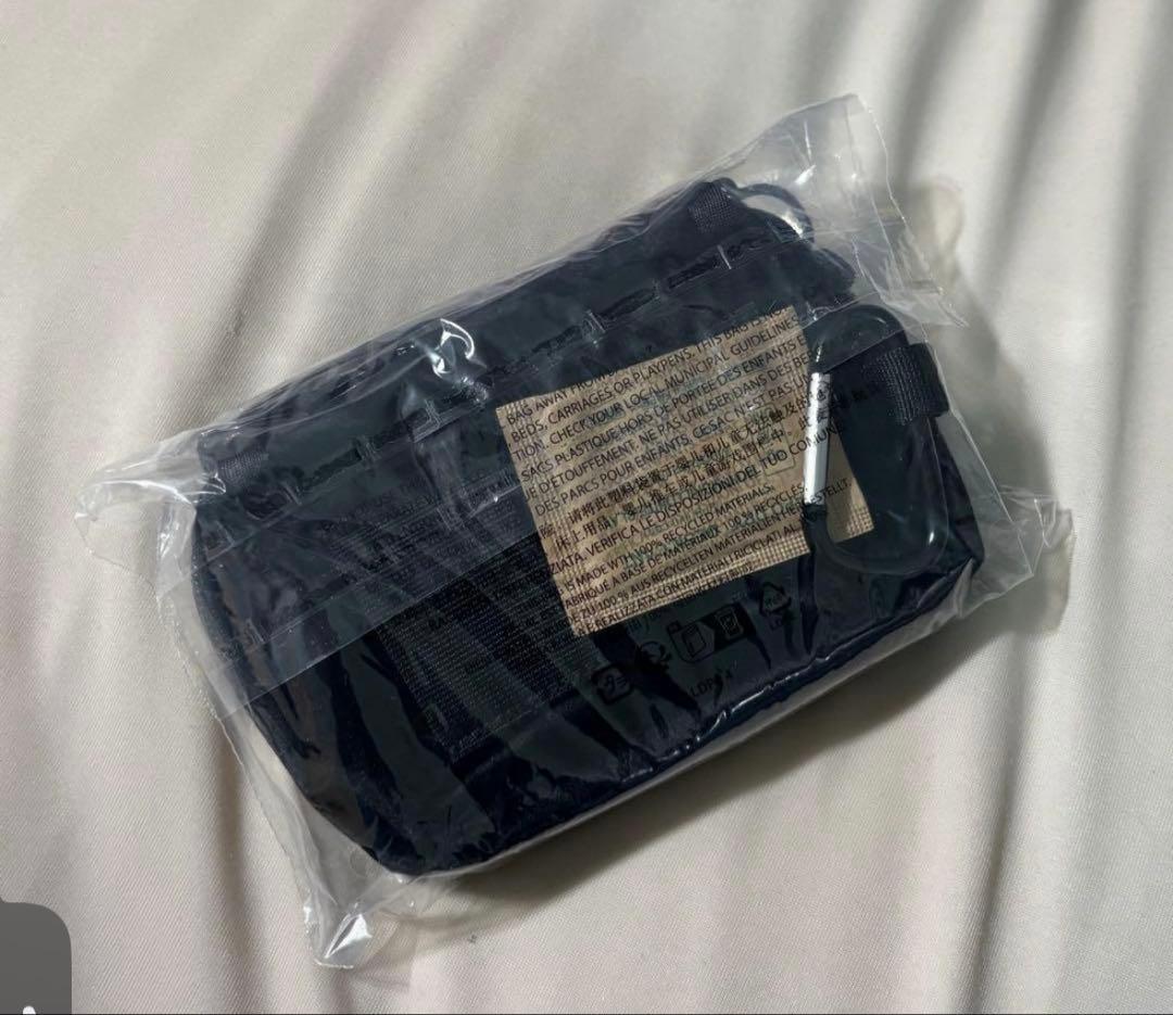 Supreme Velvet Mini Pouch Black シュプリーム