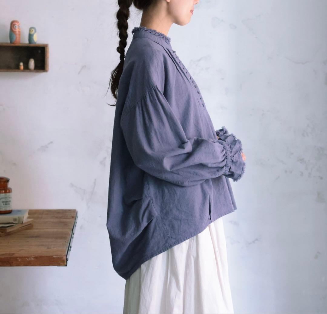 ソウルベリーブラウス　月影のブラウス　グレイッシュブルー