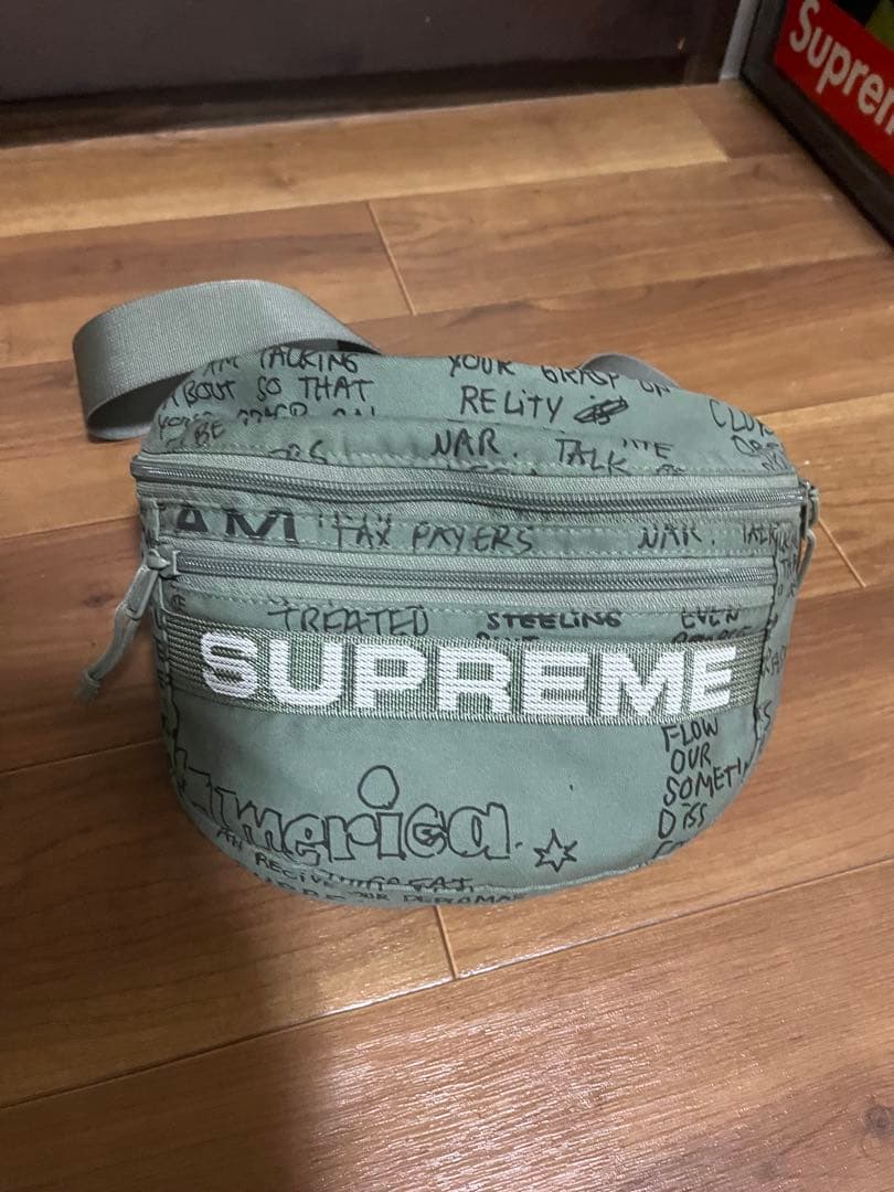 SUPREME グラフィティ ボディバッグ