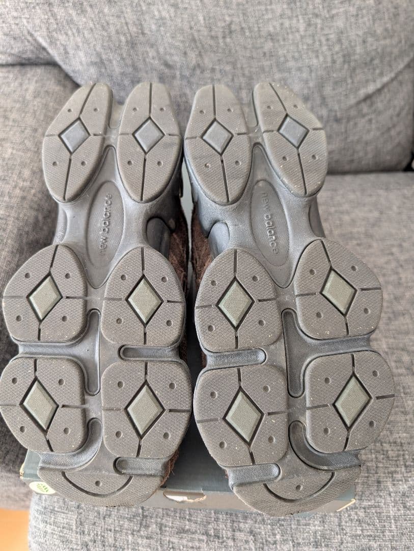 27.0 New Balance 9060 ブラウン/ブラック