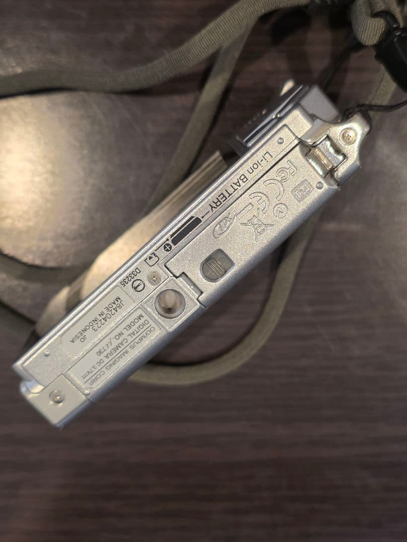 T06A OLYMPUS オリンパス μ730 コンパクトデジタルカメラ