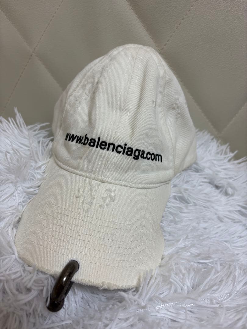 BALENCIAGA Front Piercing キャップ Sサイズ