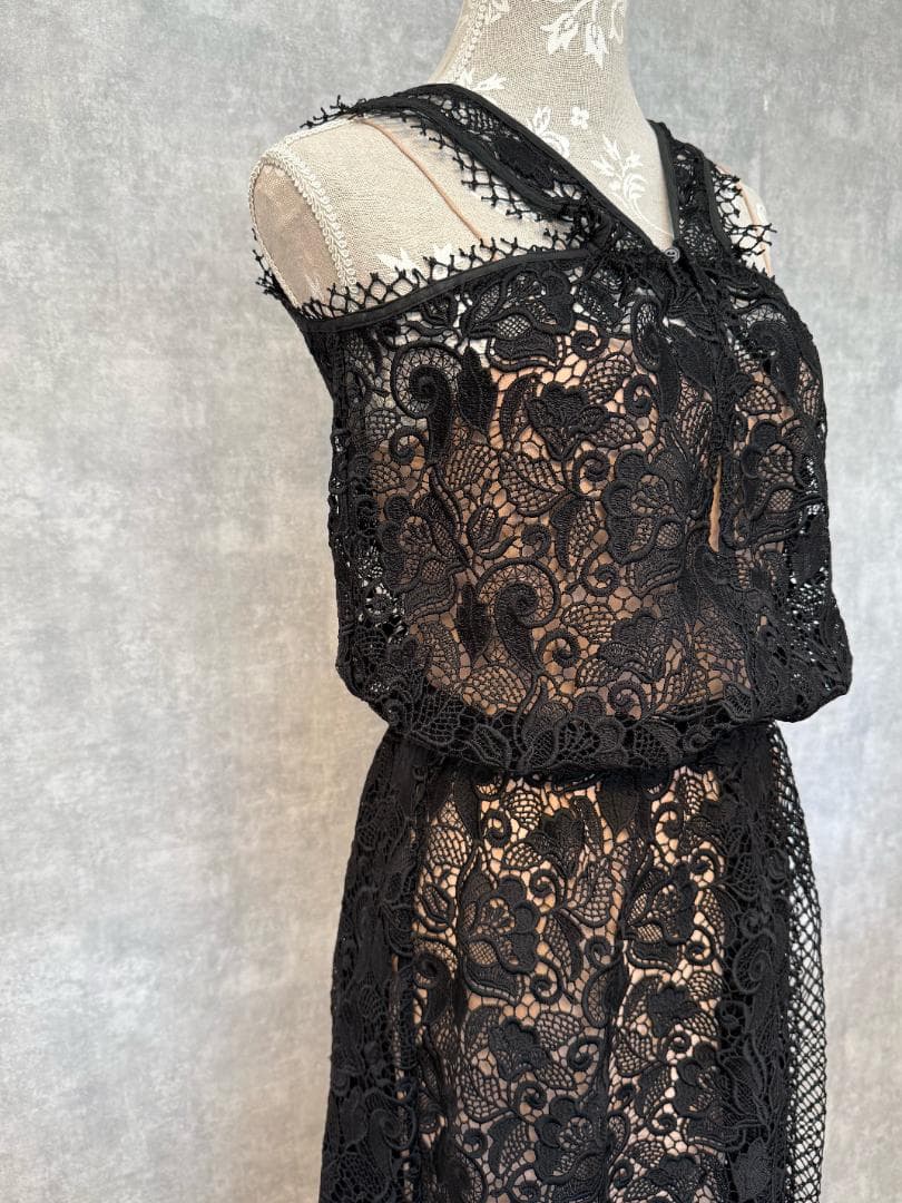 N°21（ヌメロヴェントゥーノ）アシンメトリー総レース切り替えワンピース