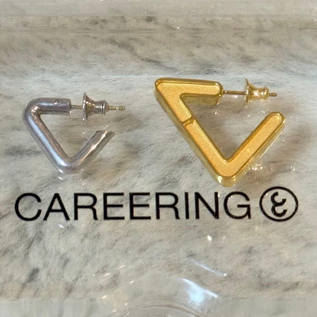 JJCAREERING TRIANGLEトライアングル ピアス シルバー