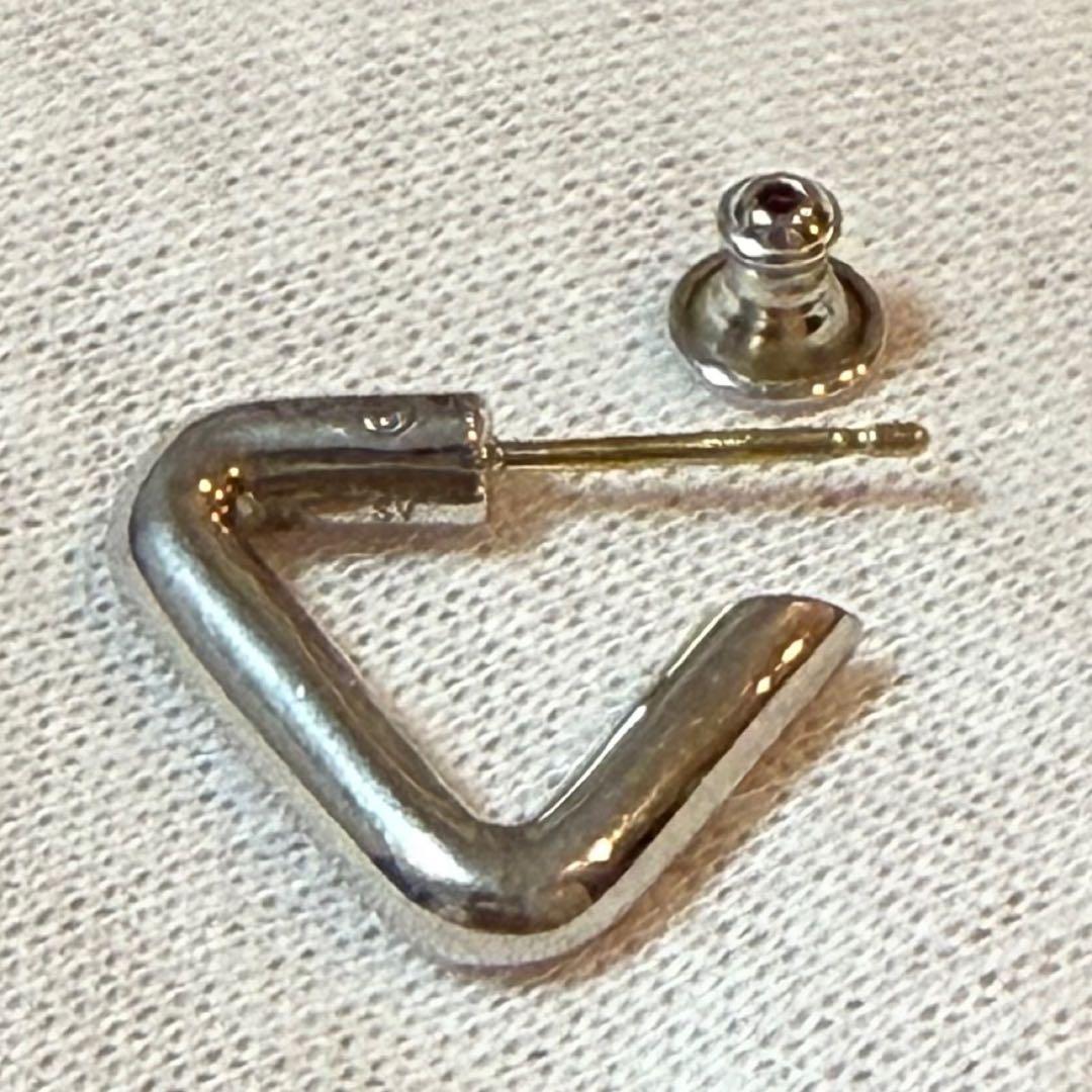 JJCAREERING TRIANGLEトライアングル ピアス シルバー