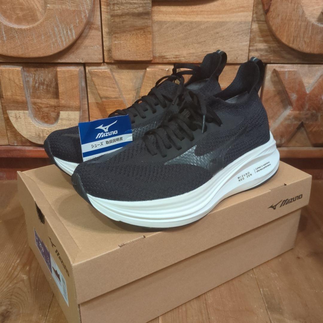 限定セール中！ Mizuno ネオ ゼン ランニングシューズ ブラック 27.0