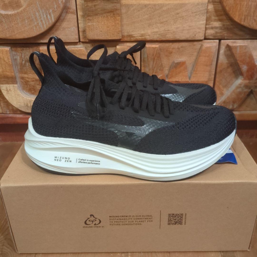 限定セール中！ Mizuno ネオ ゼン ランニングシューズ ブラック 27.0