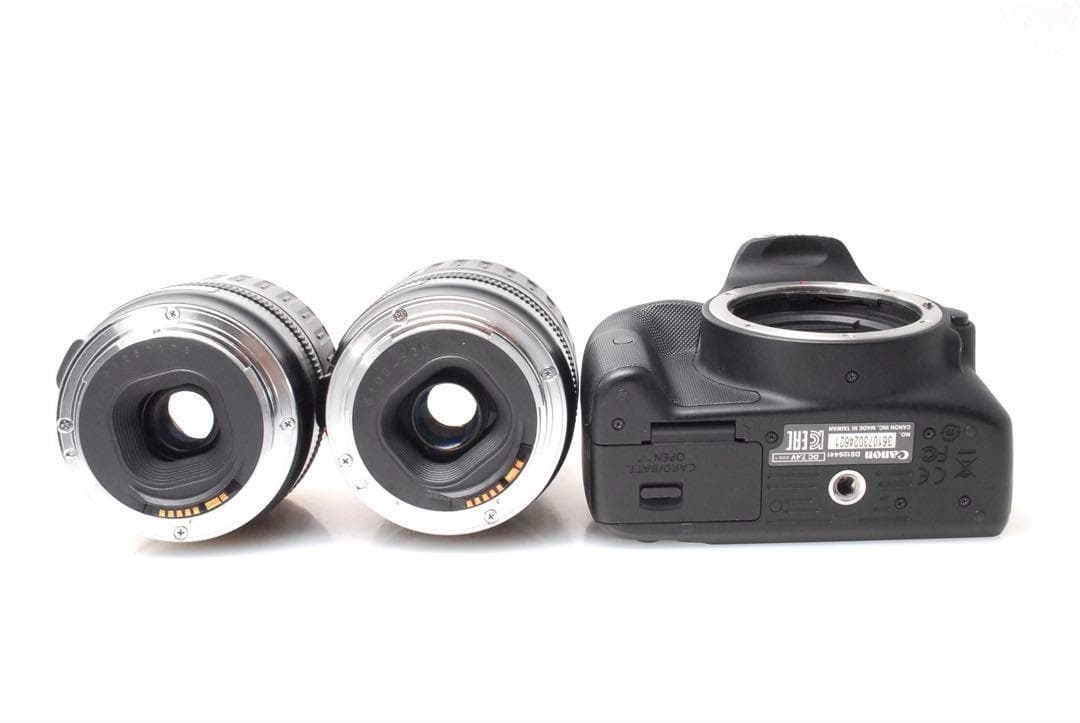 ✨ショット数4380回✨CANON KISS X7✨ダブルレンズ✨超軽量✨