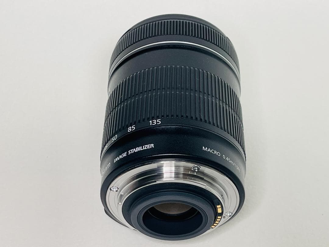 ★美品☆Canon キヤノン EF-S 18-135mm F3.5-5.6 IS