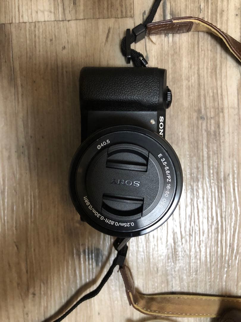 tsuki ミラーレス一眼　レンズ2本　レンズ保護２つ　茶色ケース