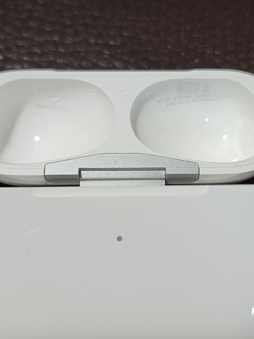Air Pods Pro 2 (第2世代) 充電ケース付き lightning