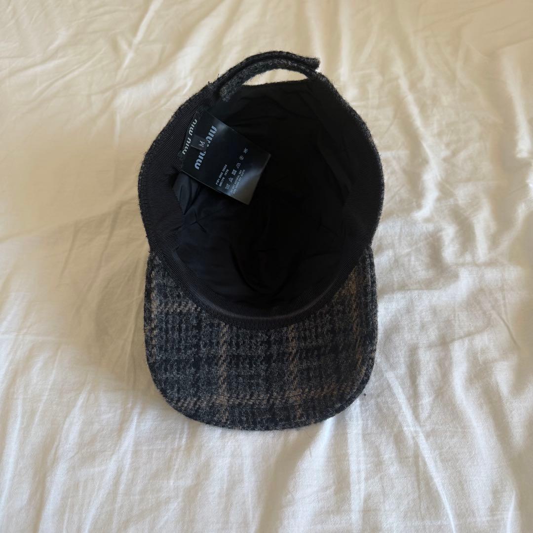 miumiu ミュウミュウ キャップロゴ 刺繍チェック柄