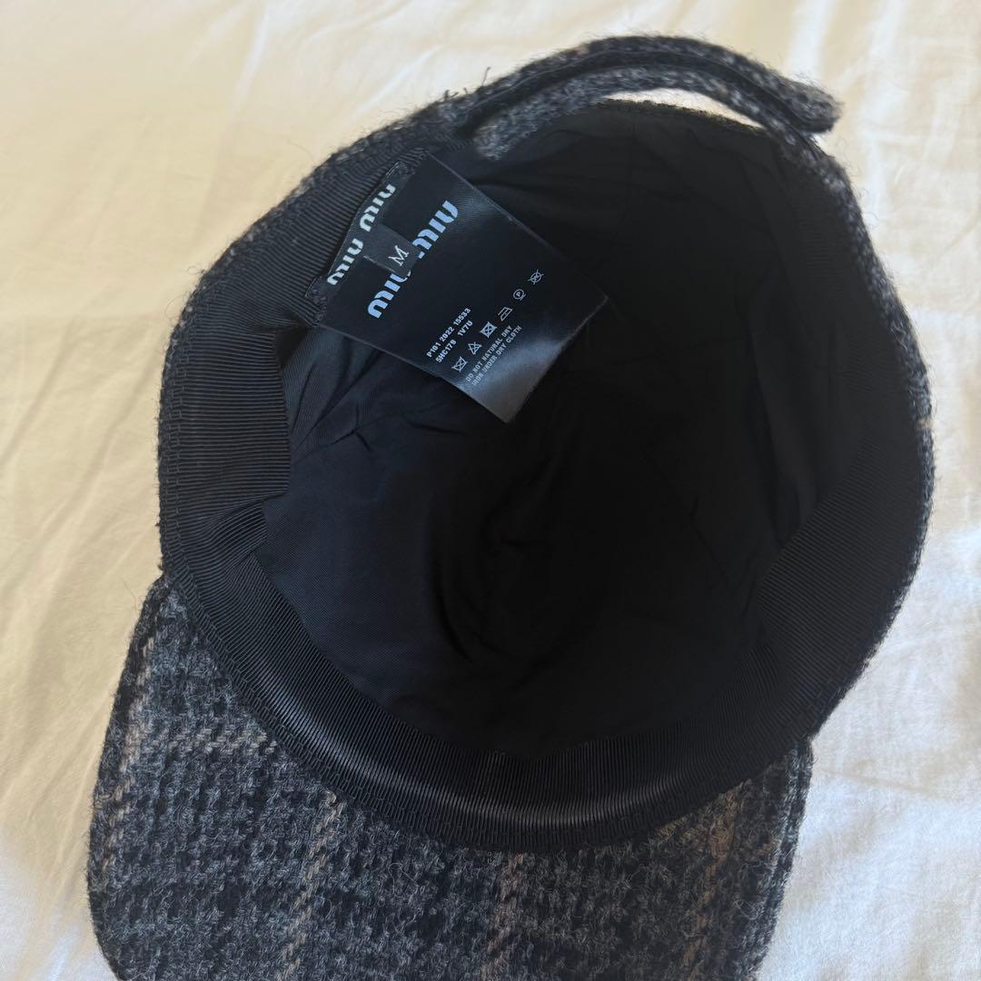 miumiu ミュウミュウ キャップロゴ 刺繍チェック柄