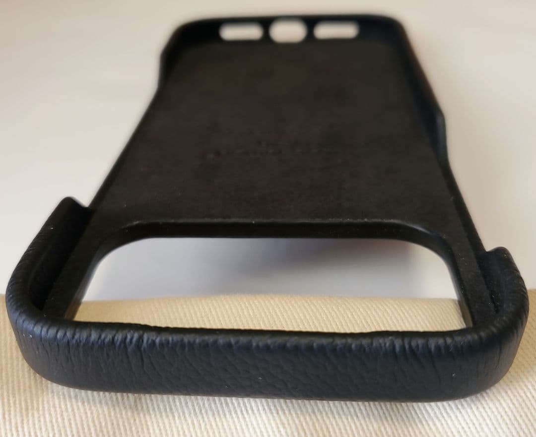 ルイ・ヴィトン iPhone 17 PRO MAX　バンパー