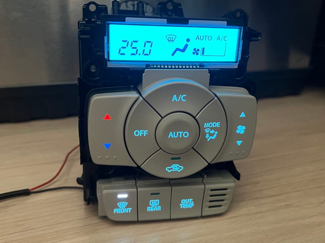 【打ち替え作業】エブリィ、ソリオ　エアコンスイッチLED打ち替えます⭐️