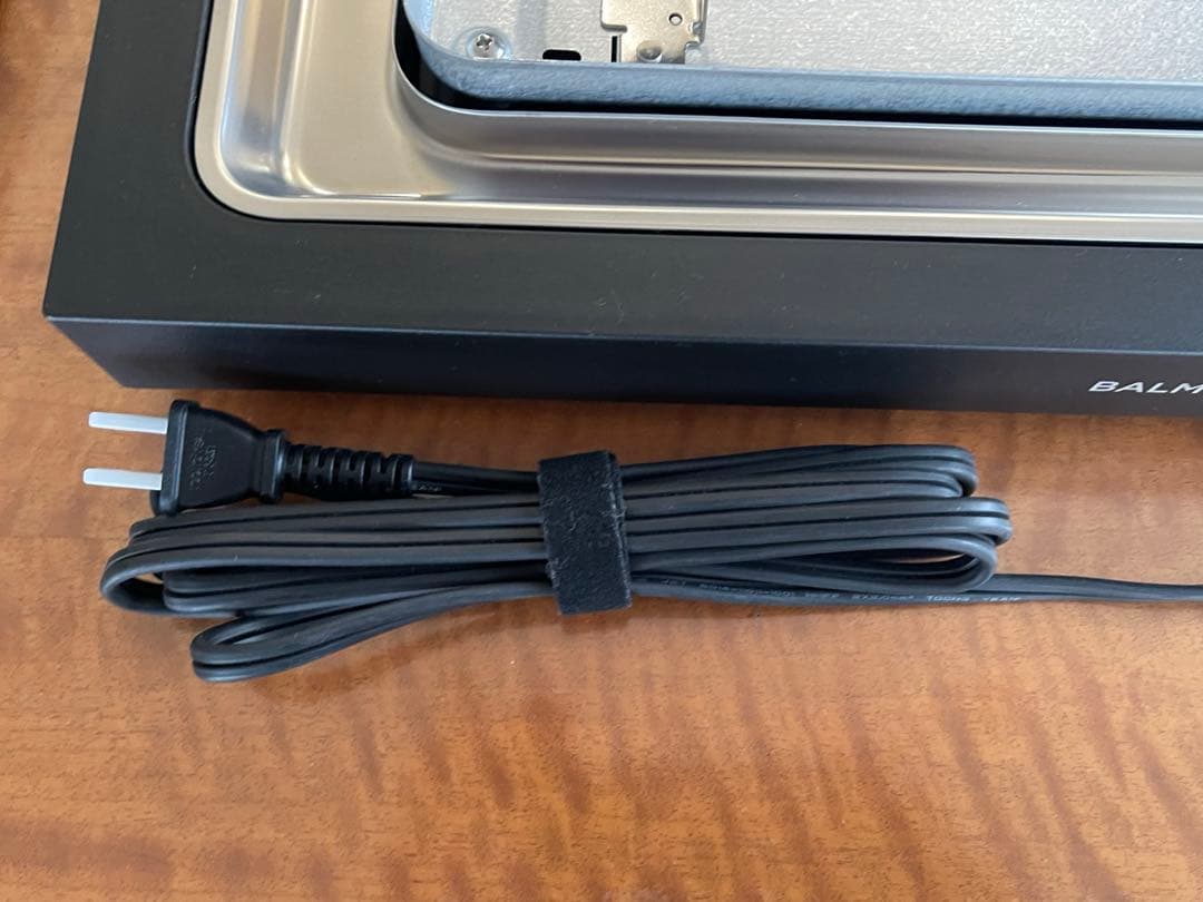 ジジ　BALMUDA The Plate Pro ブラック