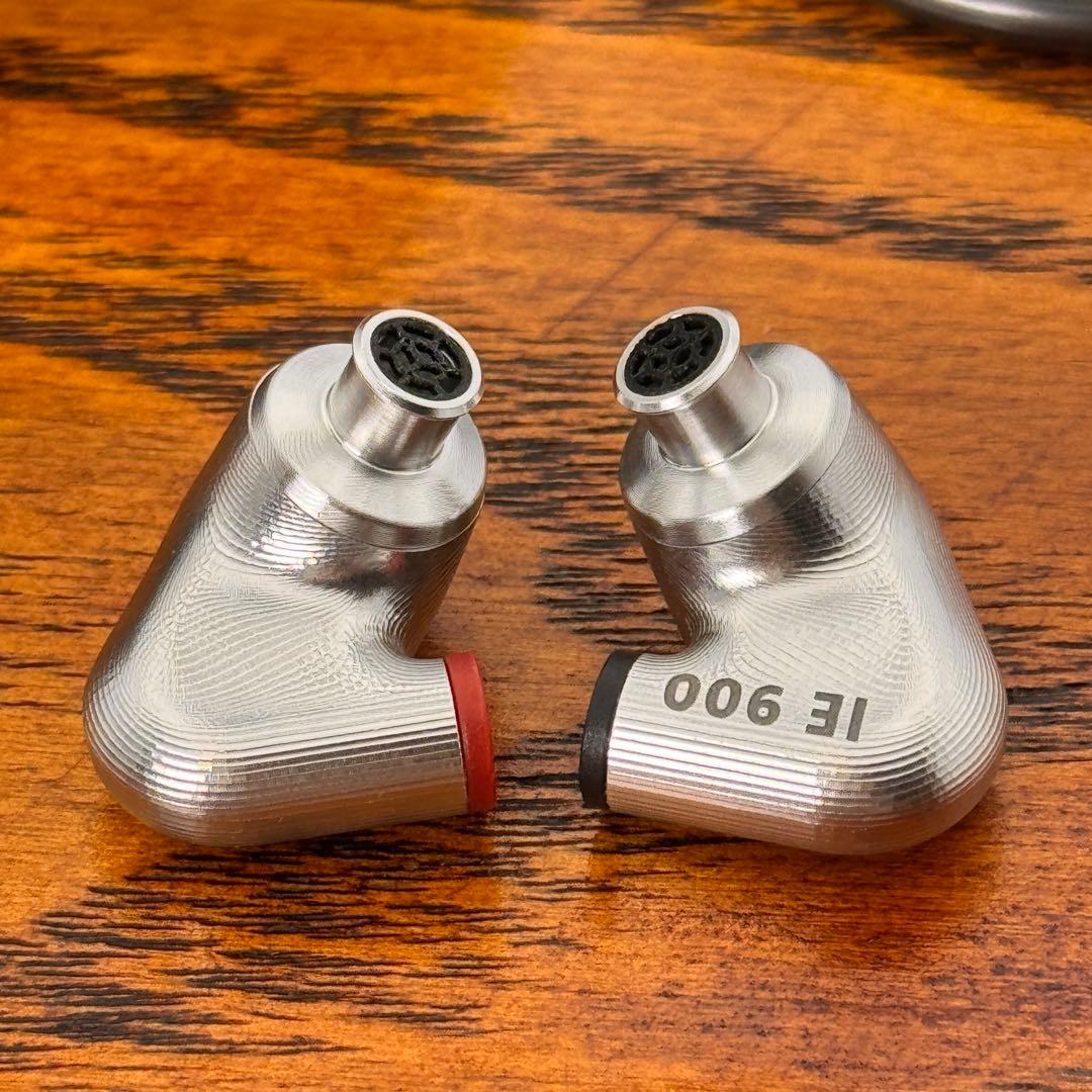 Sennheiser IE900 本体／専用ケース付き／高音質IEM