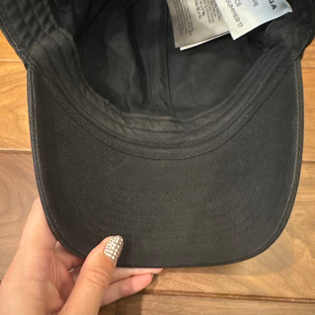 BALENCIAGA ベースポールキャップ