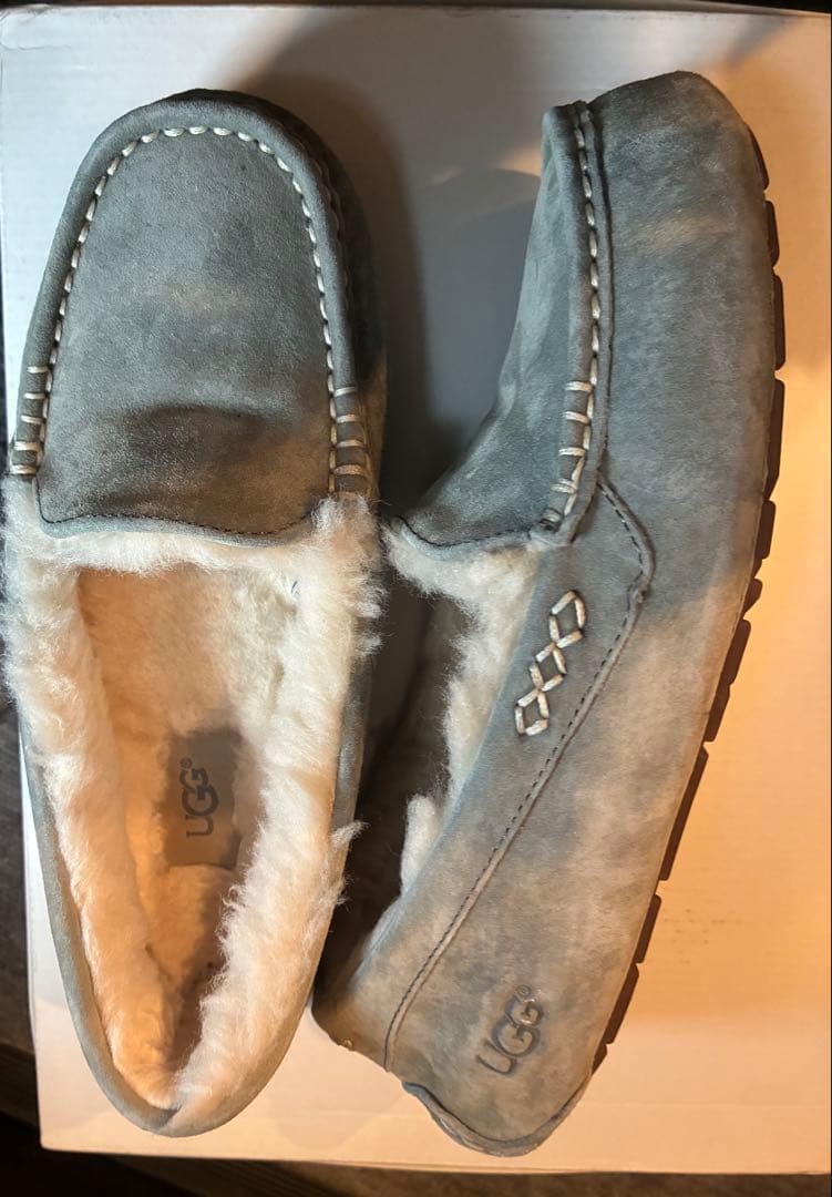 【モカママさま専用】UGG グレー モカシン