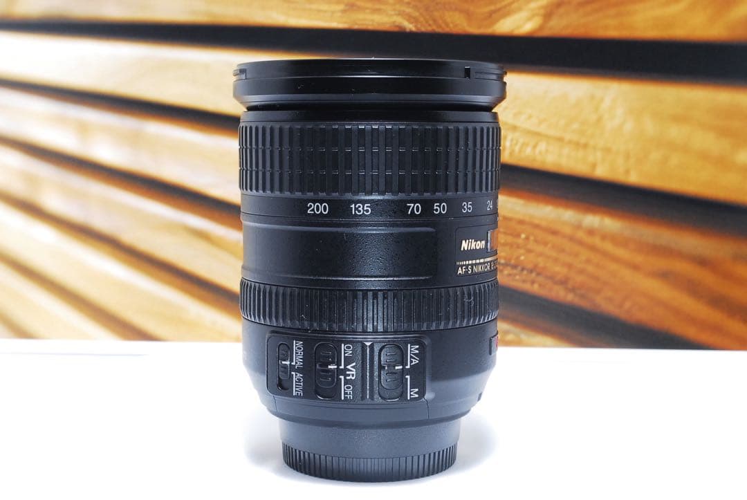 困ったらこれ一本 Nikon AF-S 18-200mm VR★ 付属備品多数