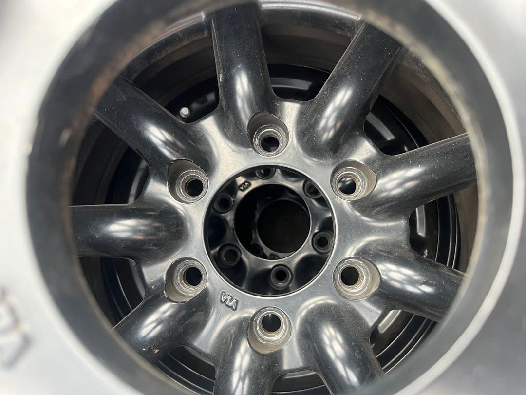 n*i様 ハイエースPARADA 16インチ タイヤホイールセット