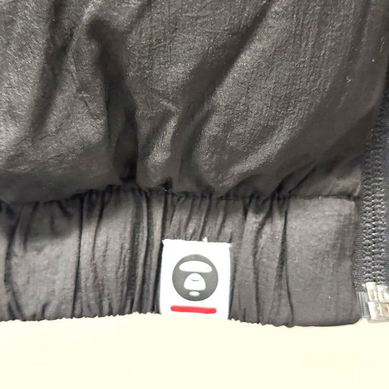A BATHING APE　アベイシングエイプ　ダウン　アウター　ブラック