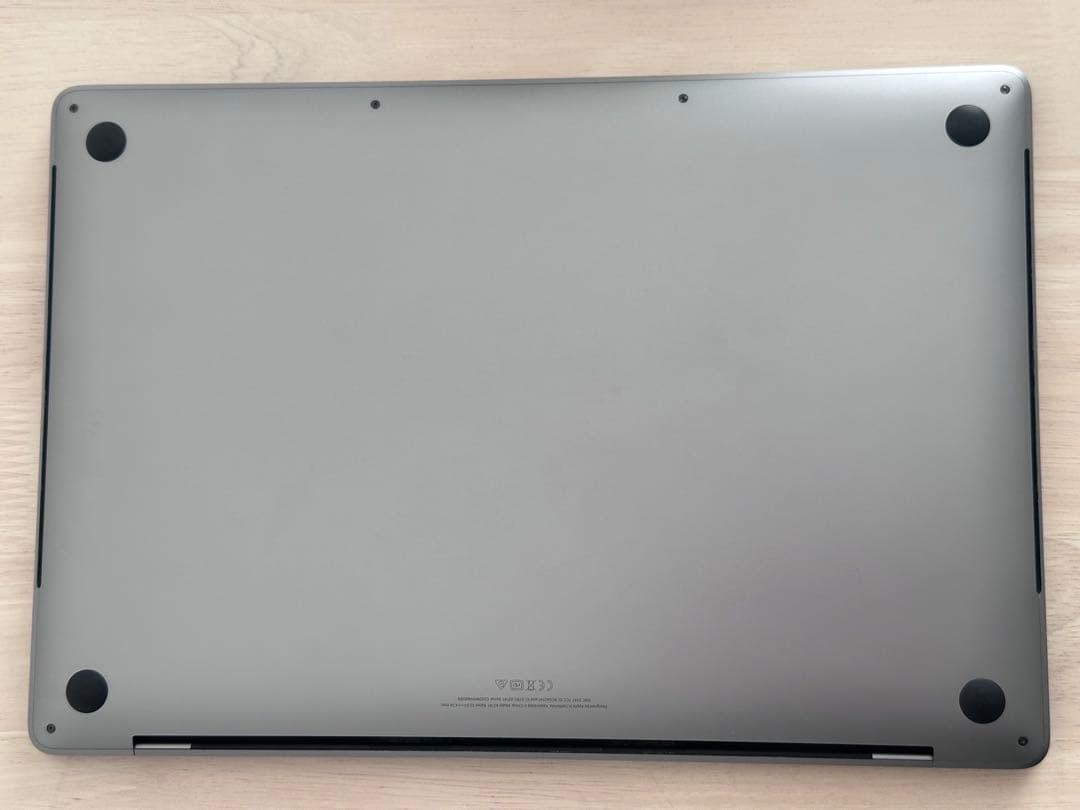 動作品！MacBook Pro (16-inch, 2019) i9•1TB