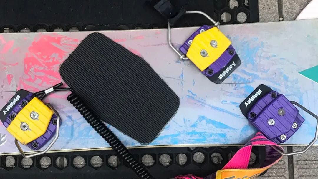 POGO スノーボード　ハードコアフレックスアルペンボード.ビンデング付き