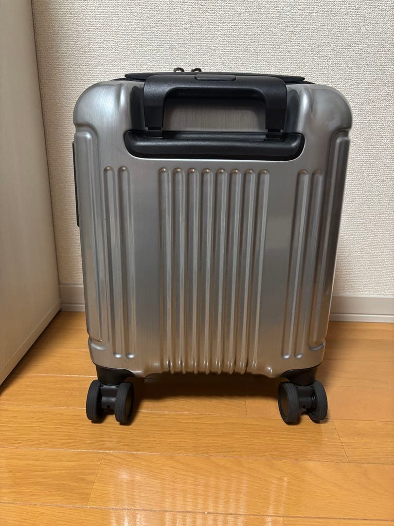 [バーマス] スーツケース Inter City 60524 22L