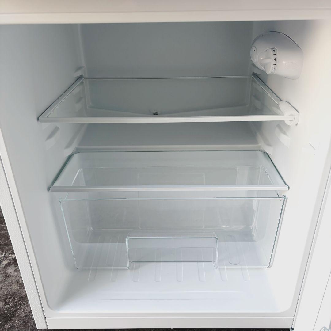 配送設置無料！純正IRISコンパクトホワイト2ドア小柄冷蔵庫！完動品超美品！
