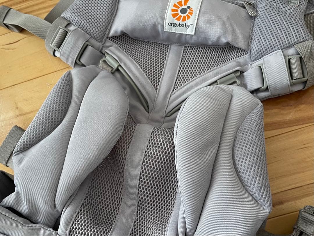 【超美品】抱っこ紐 エルゴ オムニ 360 クールエアー スリーシックスティー