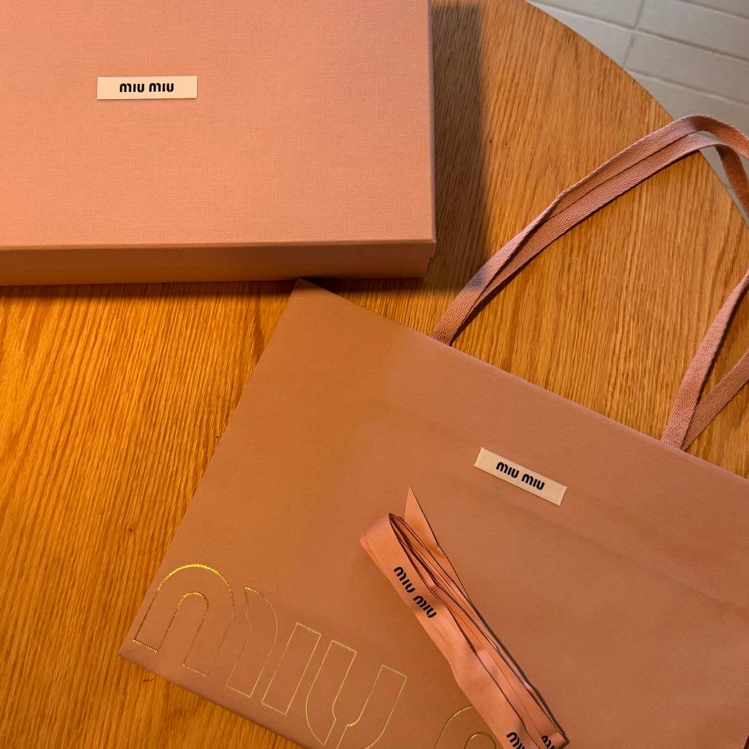 【新品未使用 正規品】miu miu ベースボールキャップ