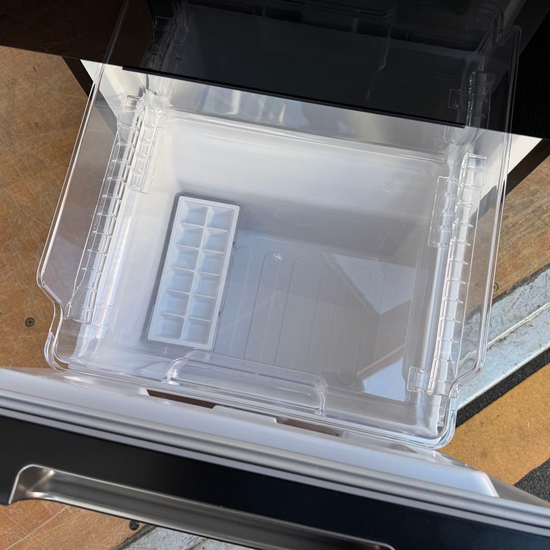 C7230★2023年製★未使用に近い★シャープ冷蔵庫ブラック　黒ガラス　洗濯機