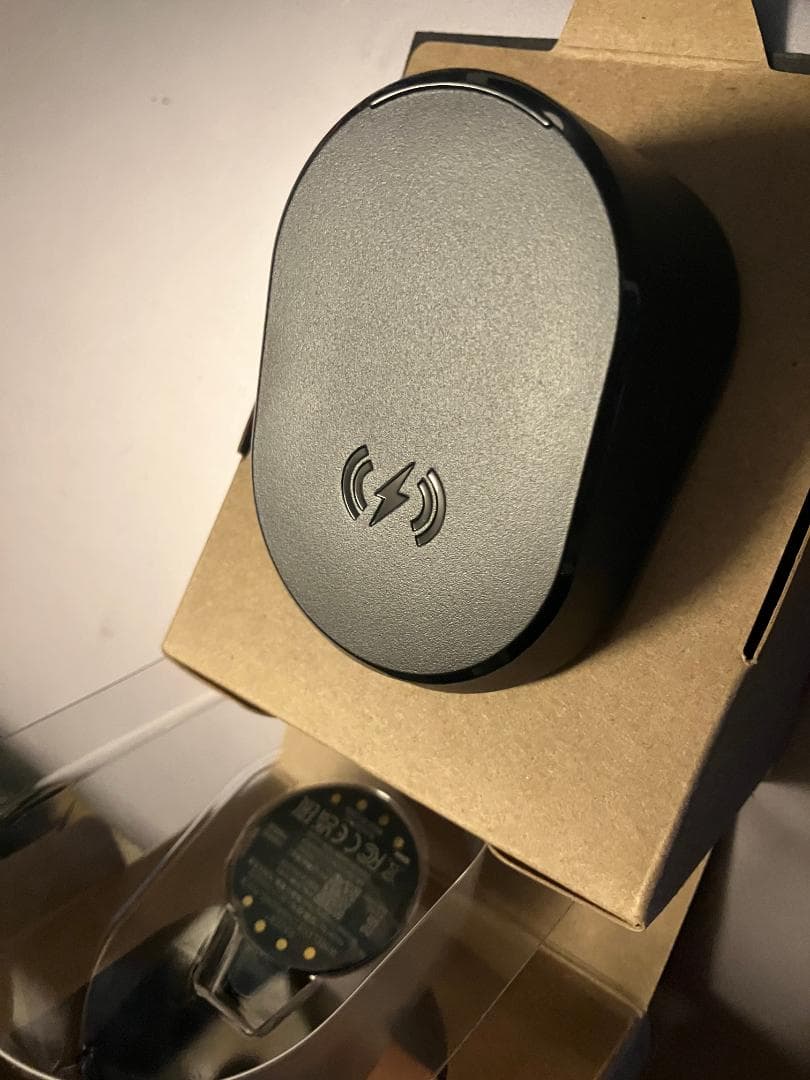 Razer Mouse Dock Pro マグネット式ワイヤレス充電 4KHz